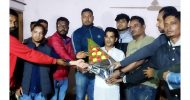 স্বেচ্ছাসেবক দলের আহবায়ক শাহেদ আহমদকে ফুলেল শুভেচ্ছা